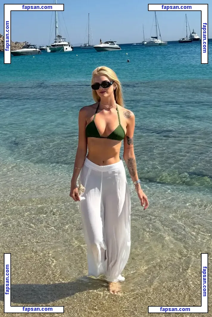Isabela Moretti nude photo #0022 from OnlyFans
