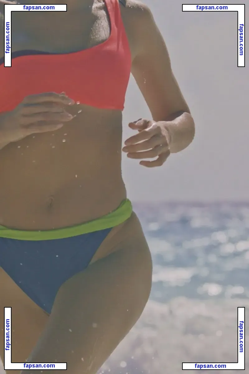 Isabeli Fontana nude photo #0291 from OnlyFans