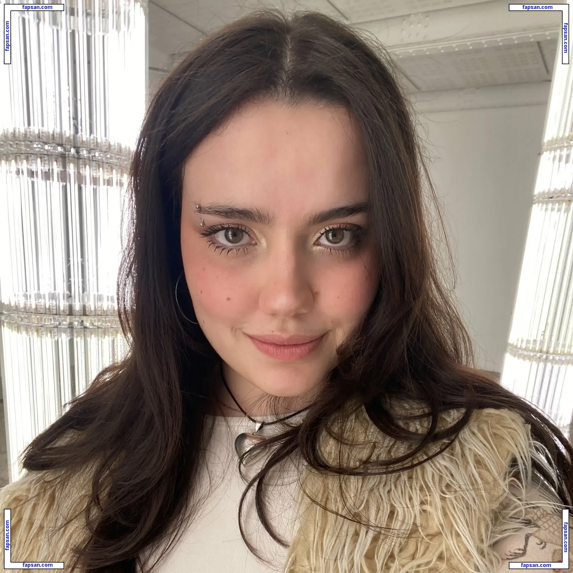 isabelitasuper nude photo #0001 from OnlyFans