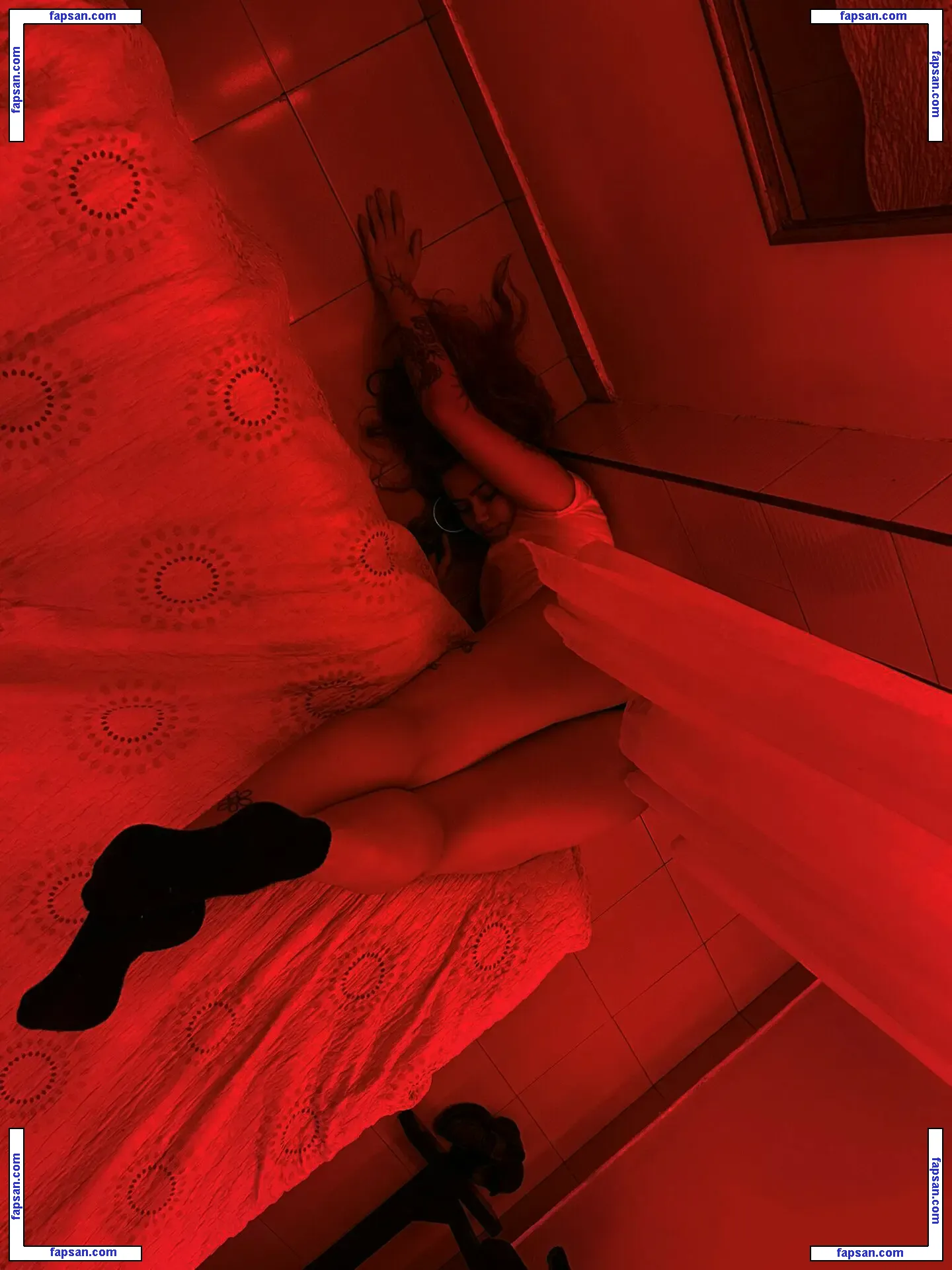 isabelitasuper nude photo #0004 from OnlyFans