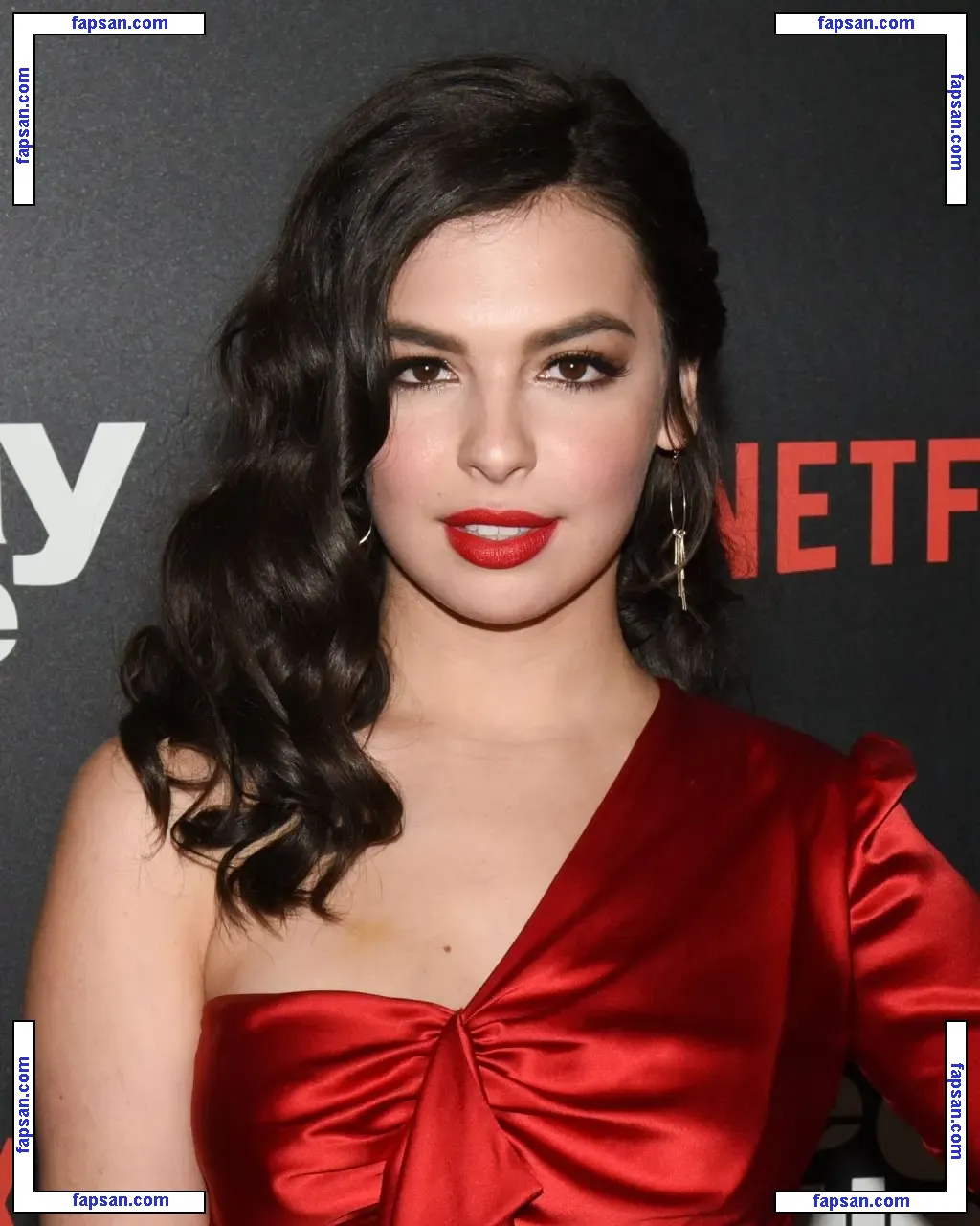 Isabella Gomez голая фото #0012 с Онлифанс