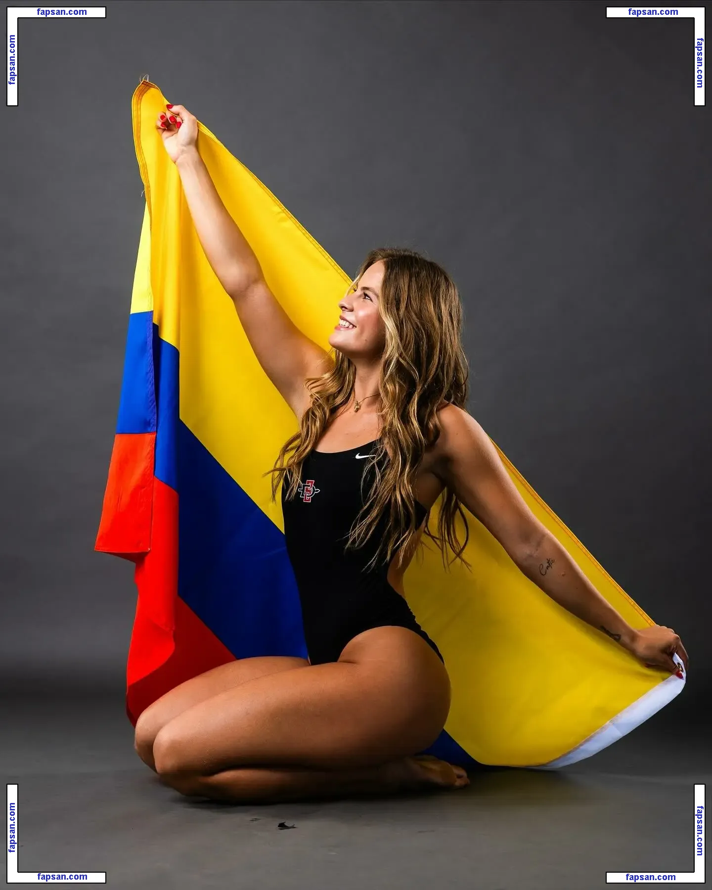 Isabella Gomez голая фото #0174 с Онлифанс