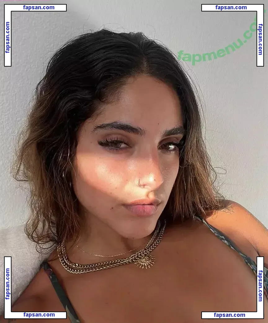 Isabella Lader nude photo #0005 from OnlyFans