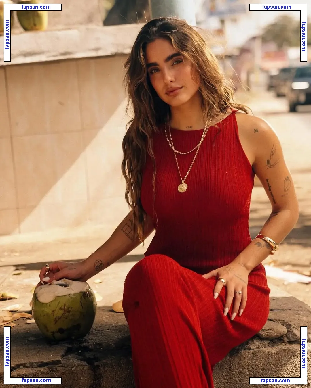 Isabella Lader nude photo #0007 from OnlyFans