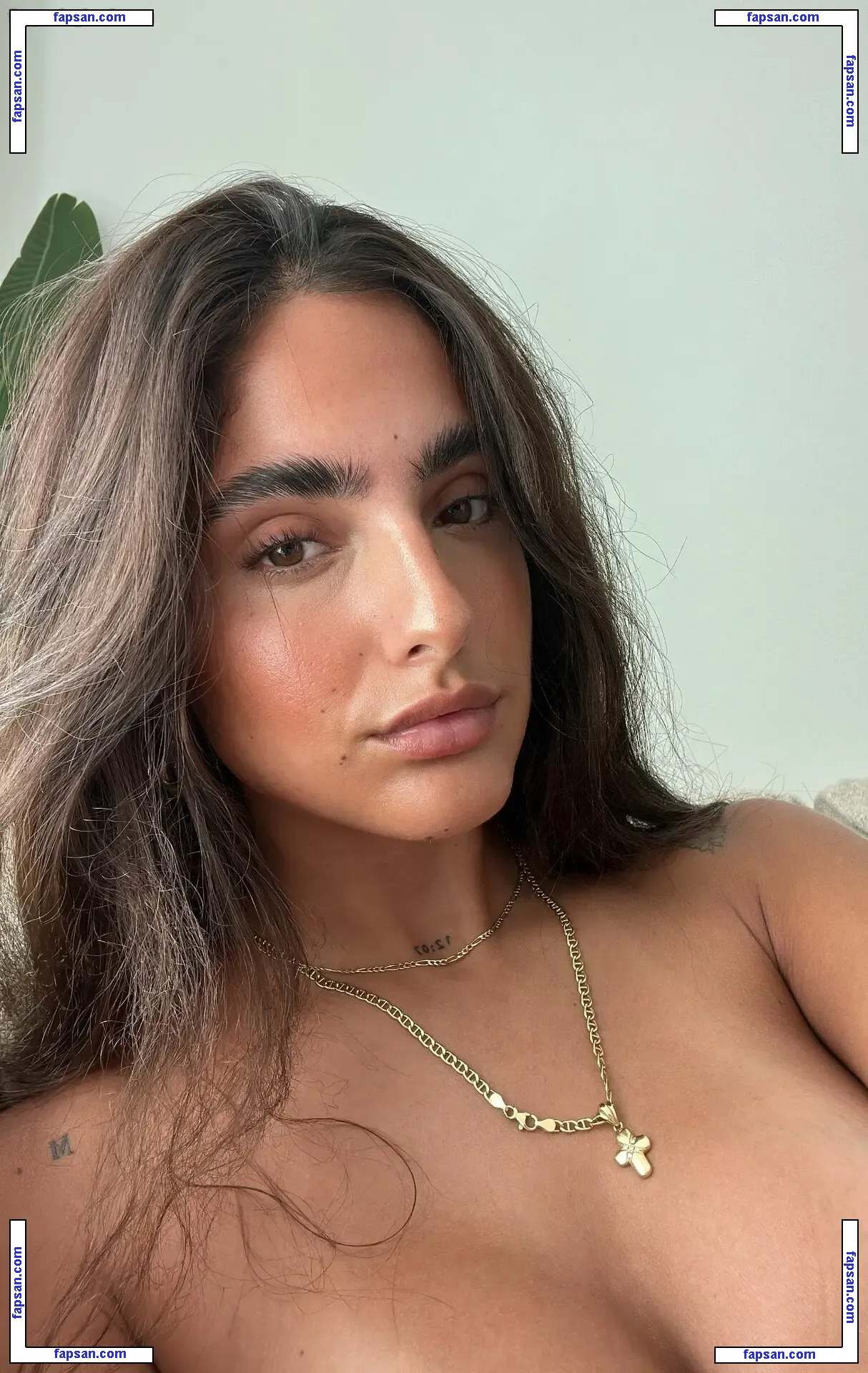 Isabella Lader nude photo #0017 from OnlyFans