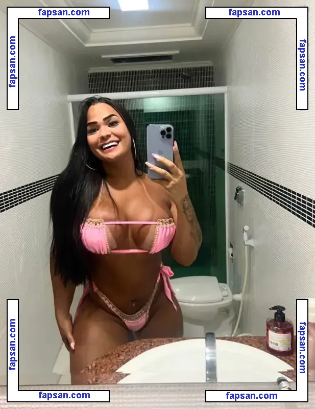 Isabella Reis nude photo #0017 from OnlyFans