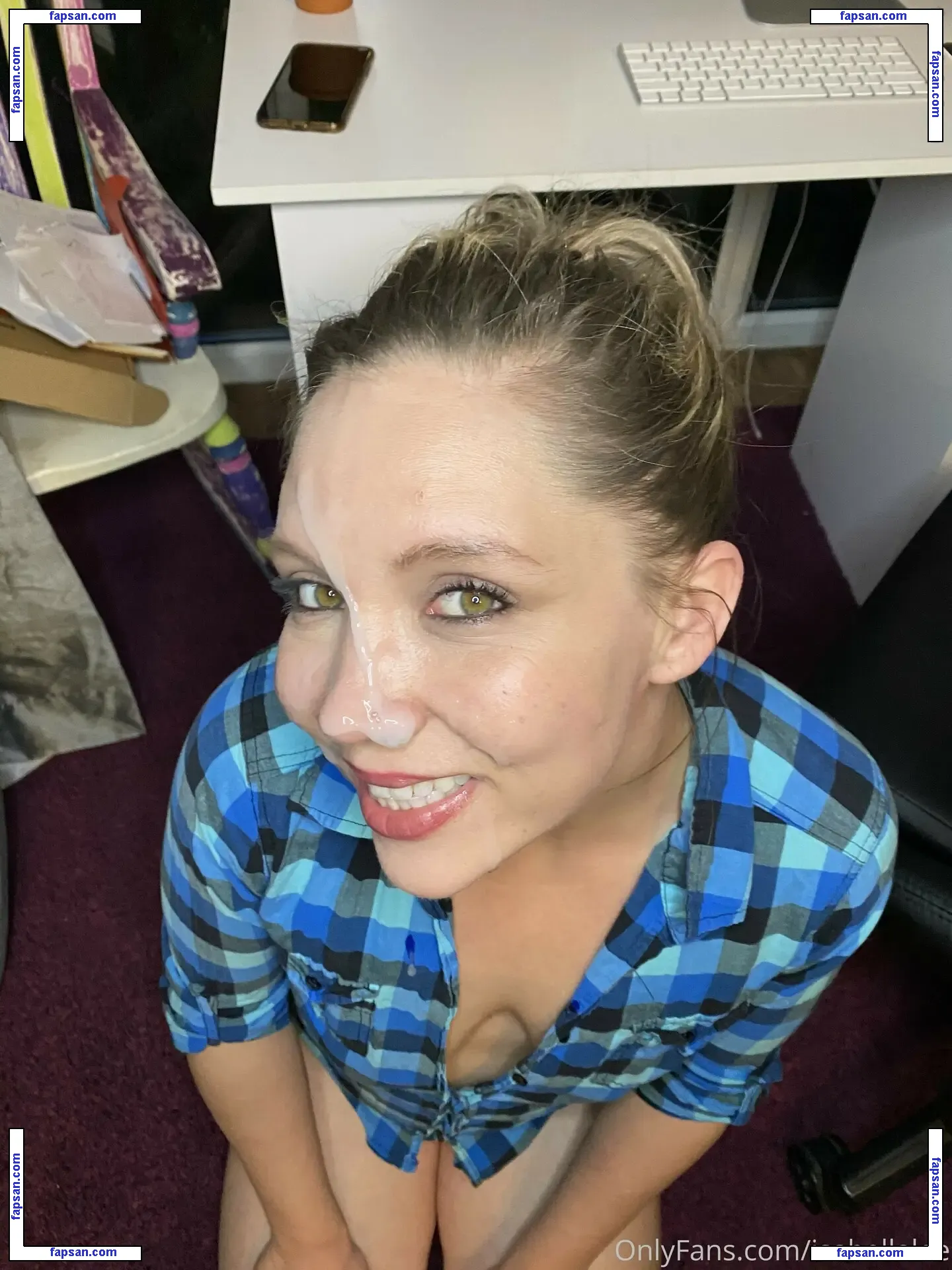Isabellalee84 nude photo #0035 from OnlyFans