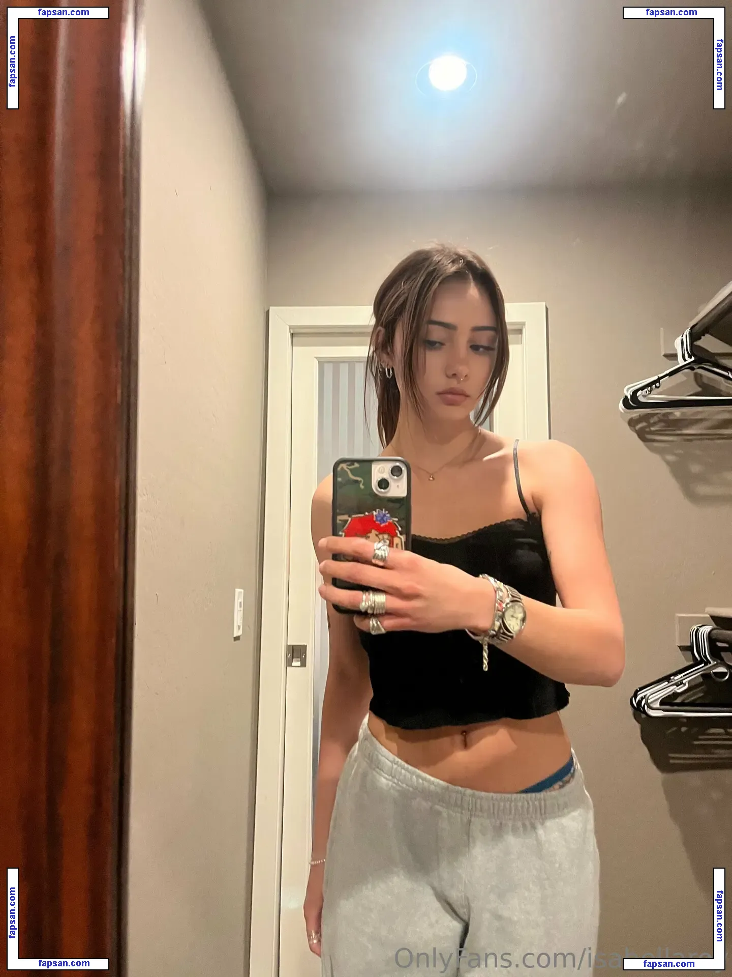 isabellaroy nude photo #0056 from OnlyFans