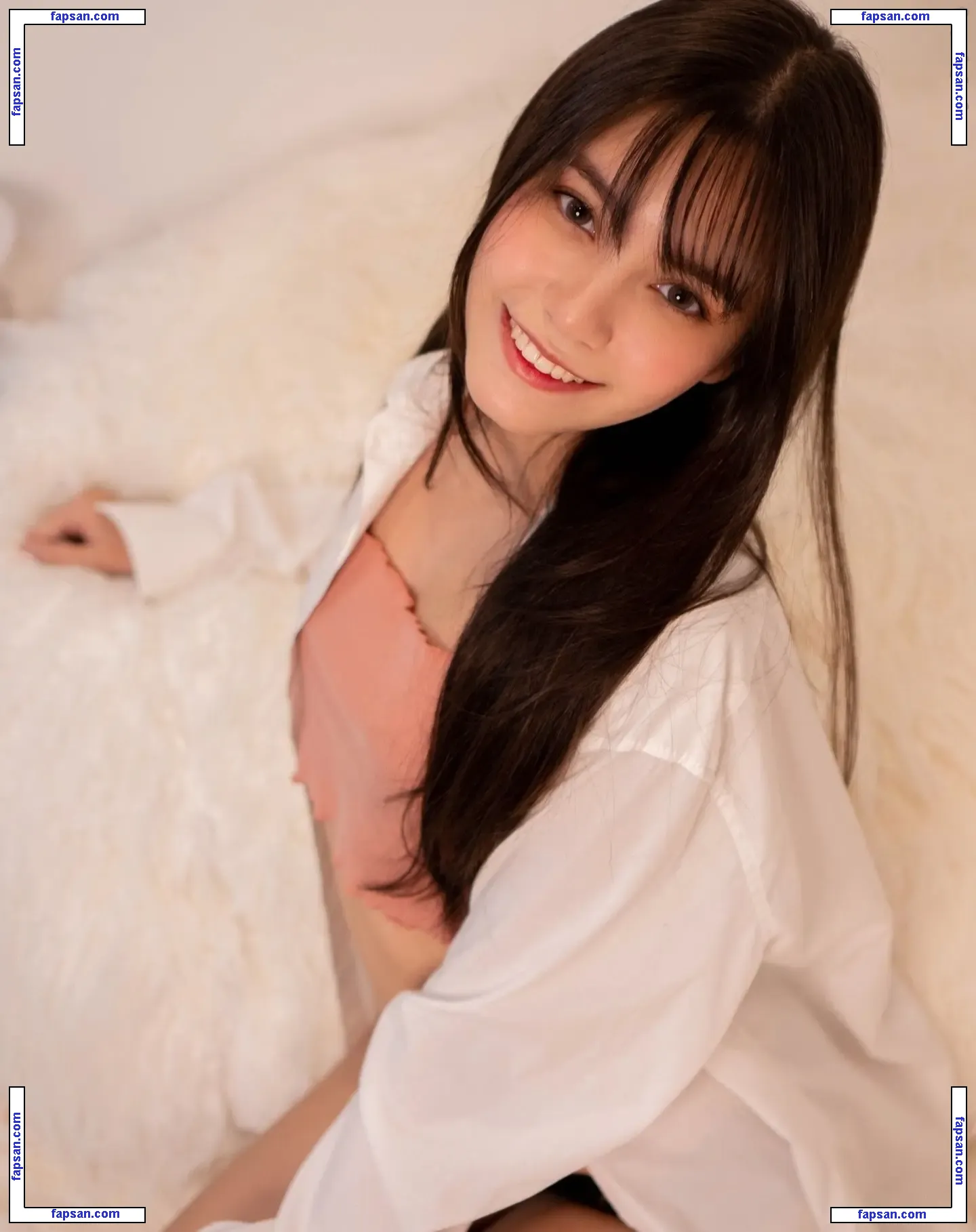 Isabelle Haris nude photo #0200 from OnlyFans