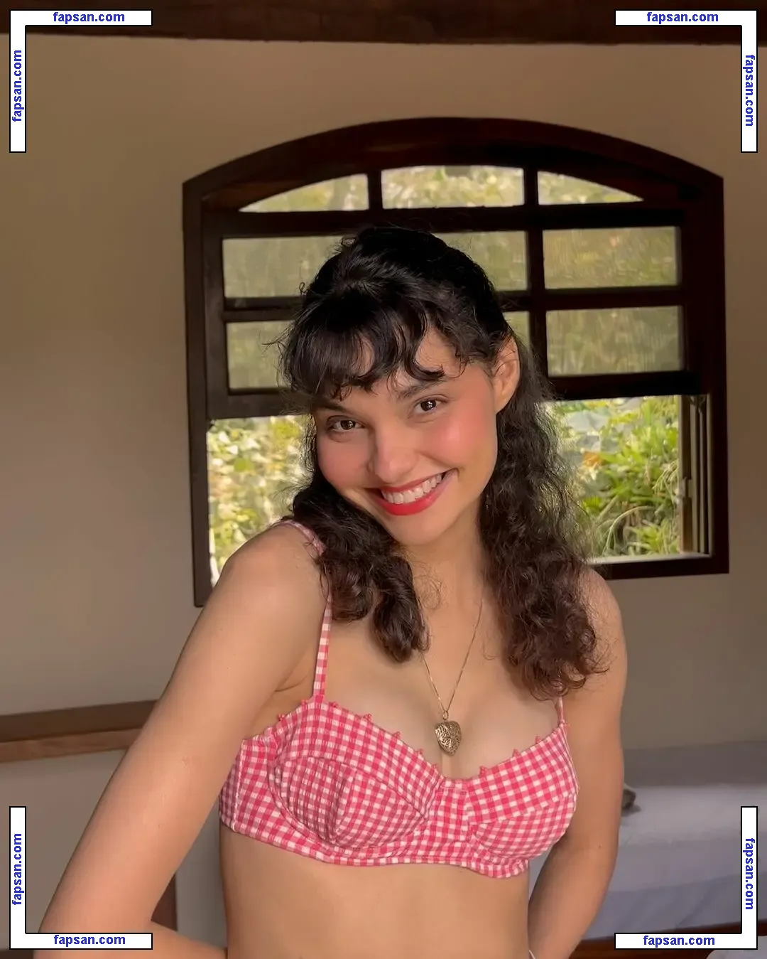 Isabelle Moreiraxsbel nude photo #0003 from OnlyFans