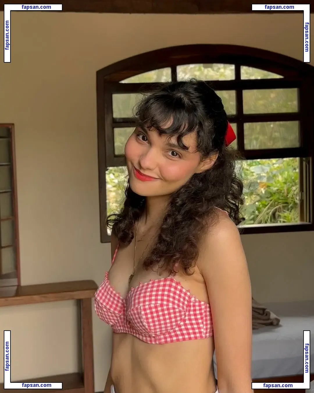 Isabelle Moreiraxsbel nude photo #0006 from OnlyFans
