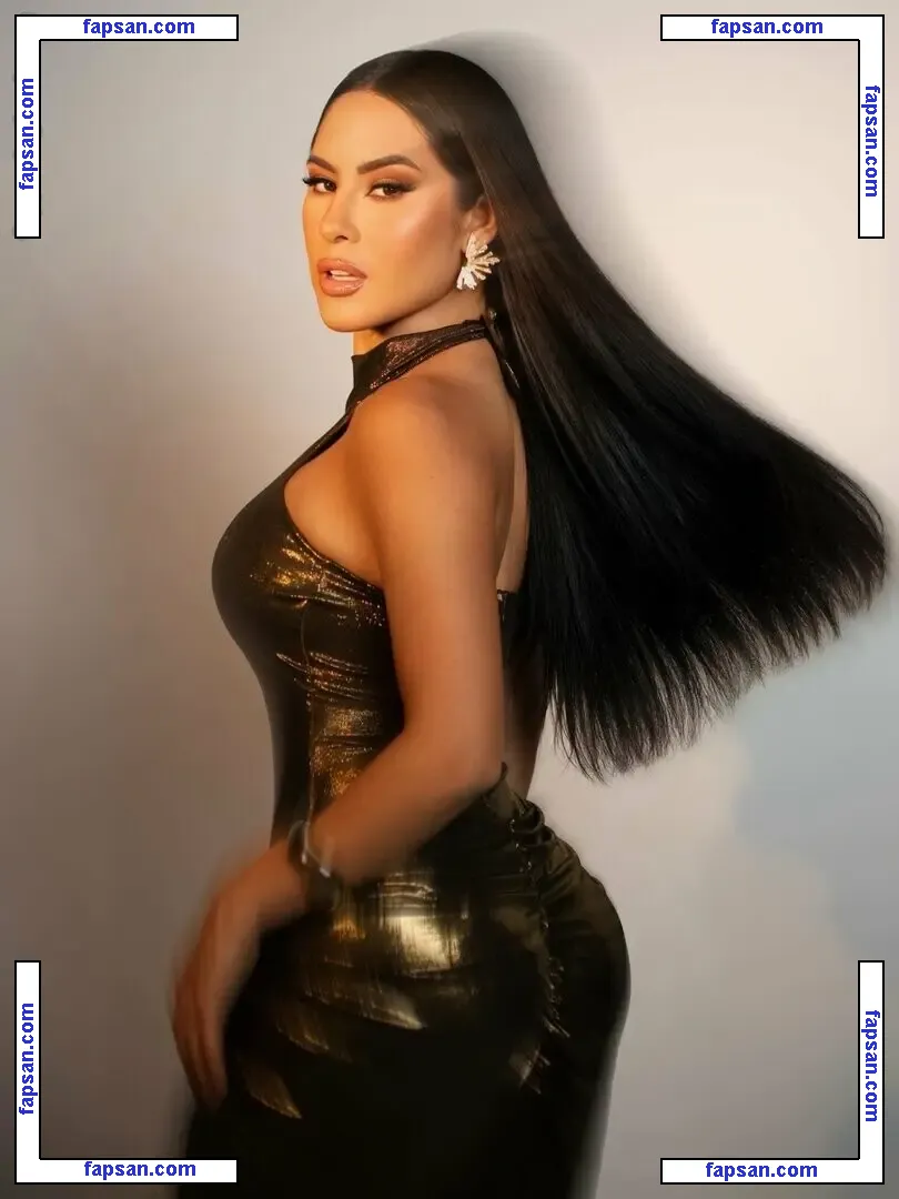 Isabelle Nogueira голая фото #0024 с Онлифанс