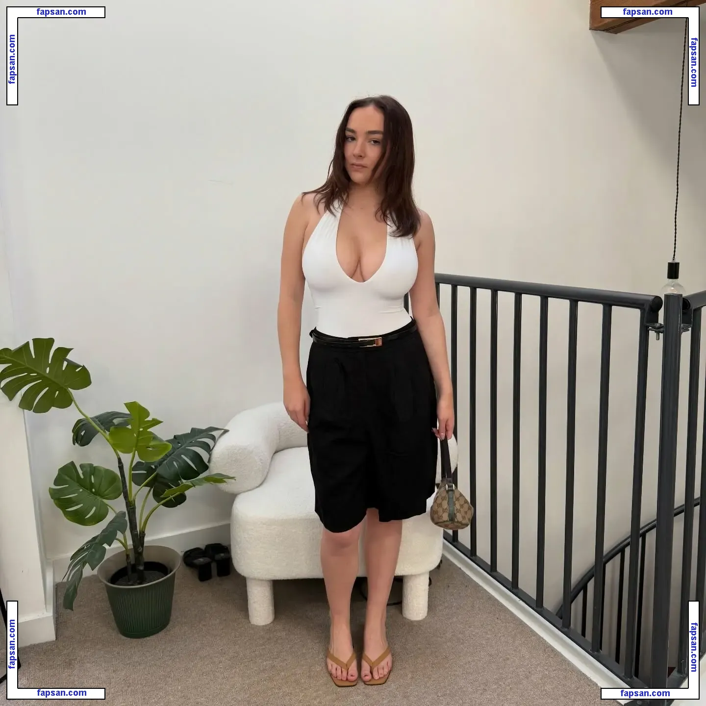 Isabelle Smith голая фото #0025 с Онлифанс