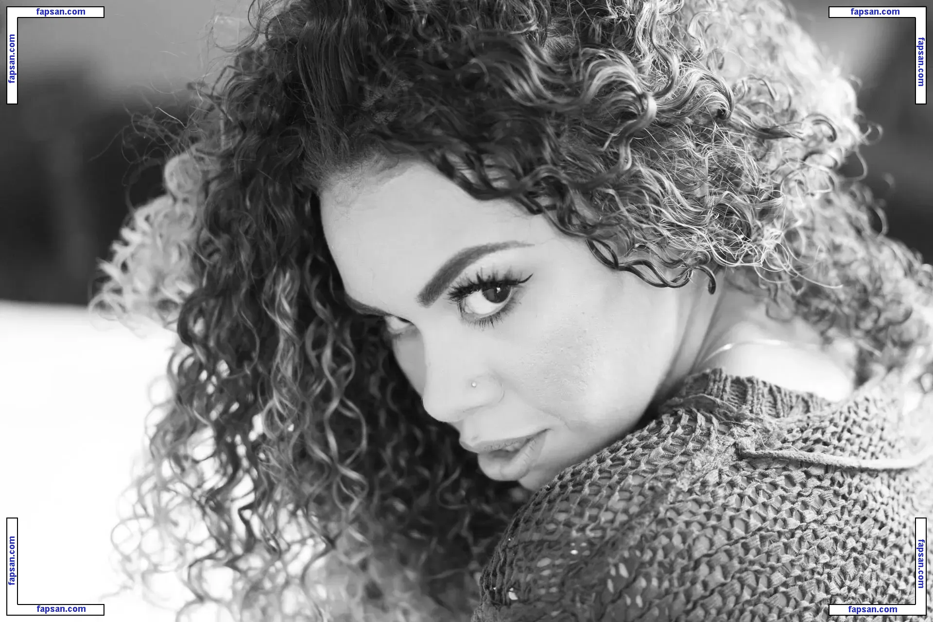 Isabelli Ferreira голая фото #0006 с Онлифанс