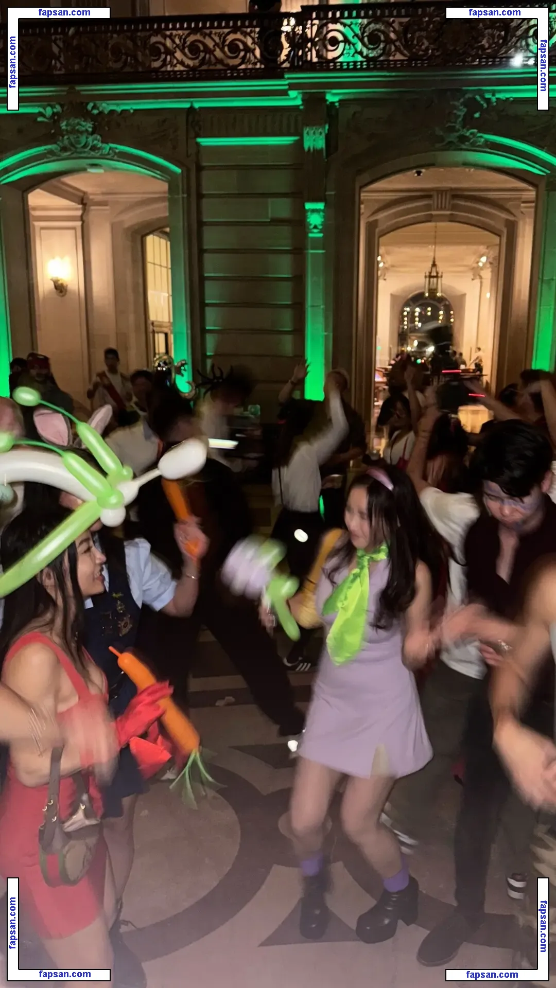 iseetan голая фото #0072 с Онлифанс