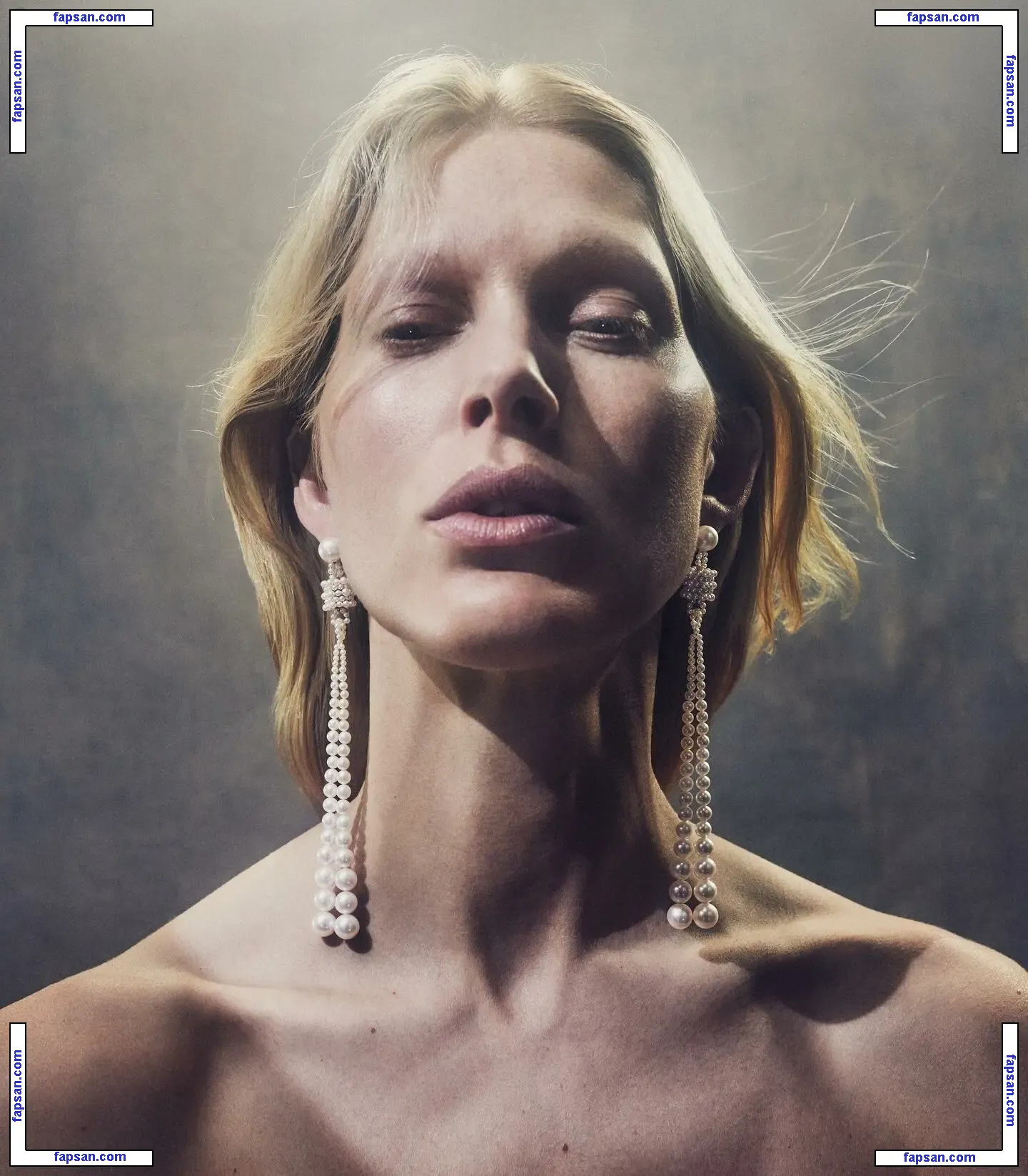 Iselin Steiro голая фото #0005 с Онлифанс