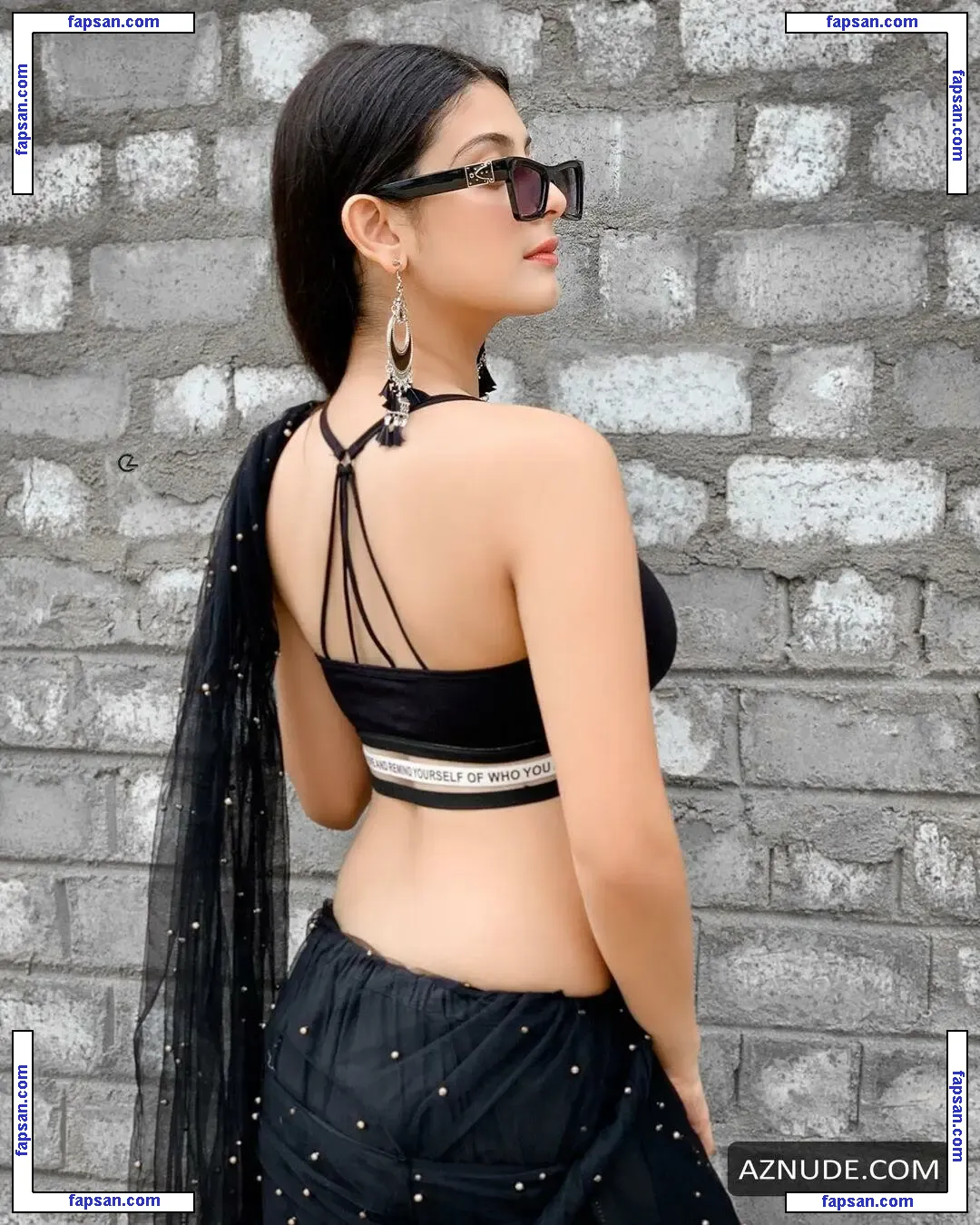 Isha Malviya nude photo #0008 from OnlyFans