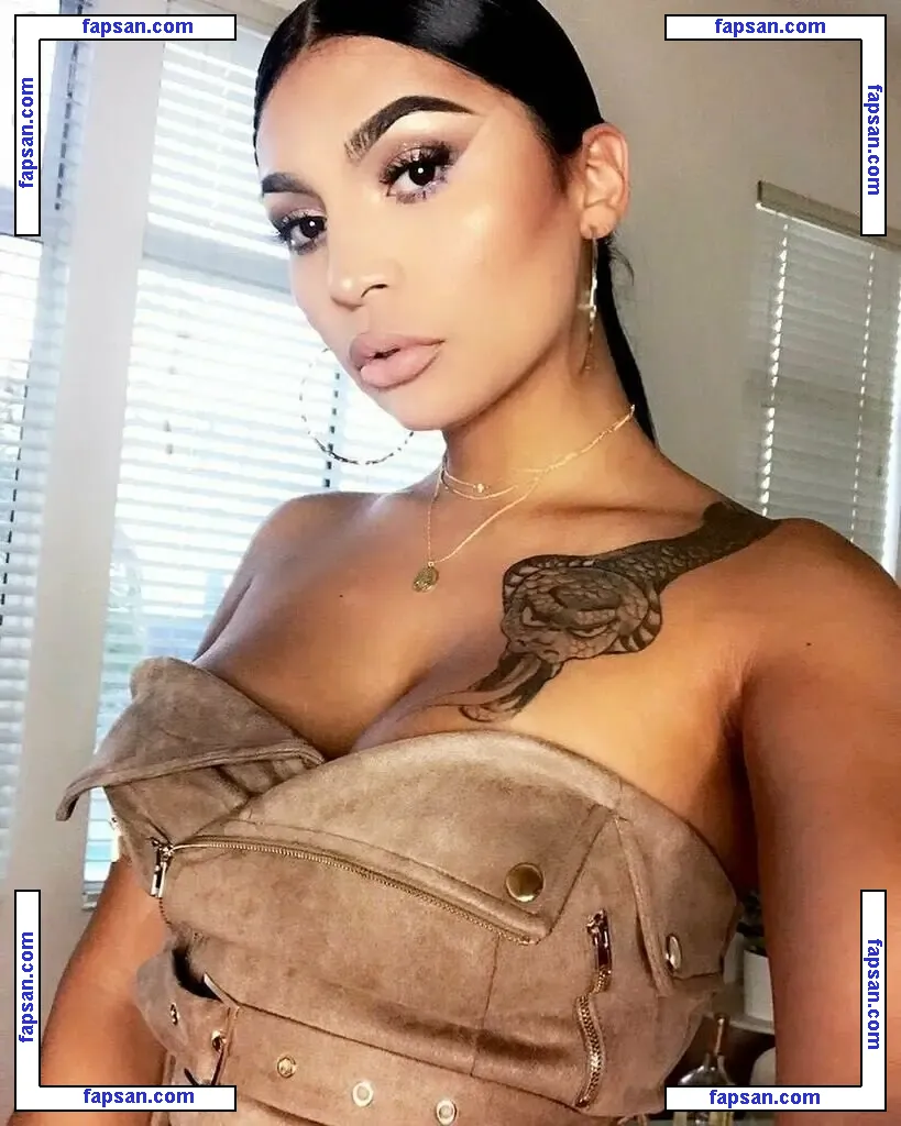 Isis Mascote голая фото #0002 с Онлифанс