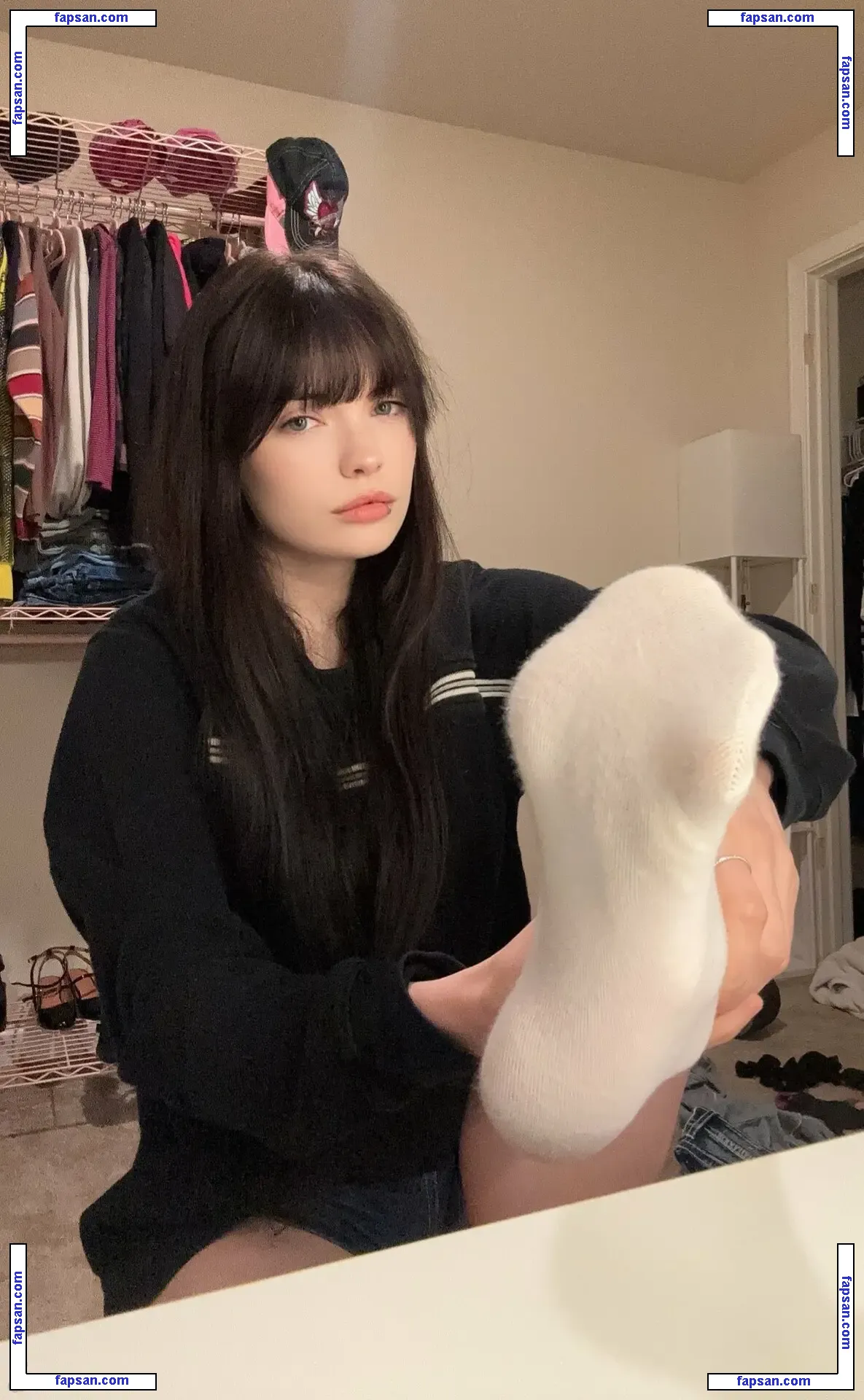 isizzly nude photo #0007 from OnlyFans