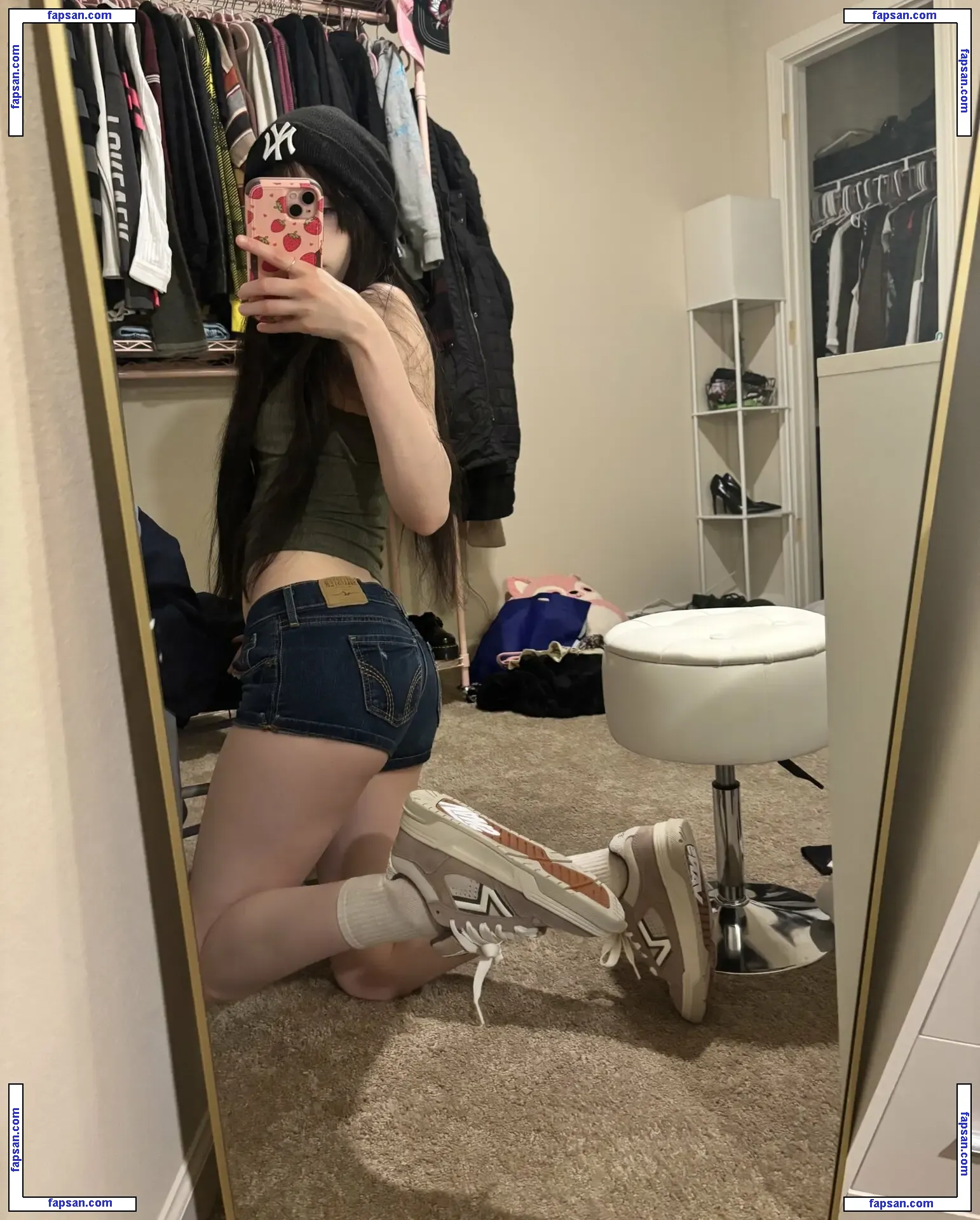 isizzly nude photo #0017 from OnlyFans