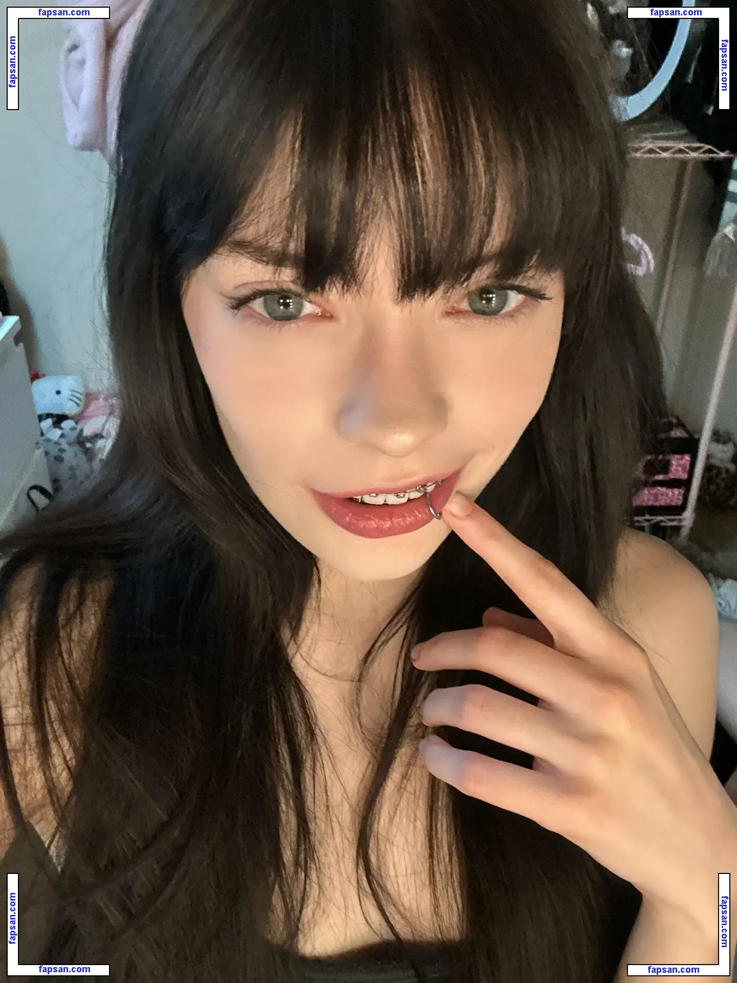 isizzly nude photo #0032 from OnlyFans