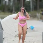 Iskra Lawrence голая #0057