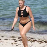 Iskra Lawrence голая #1092