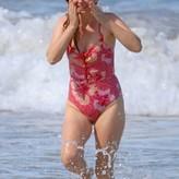 Isla Fisher nude #0380