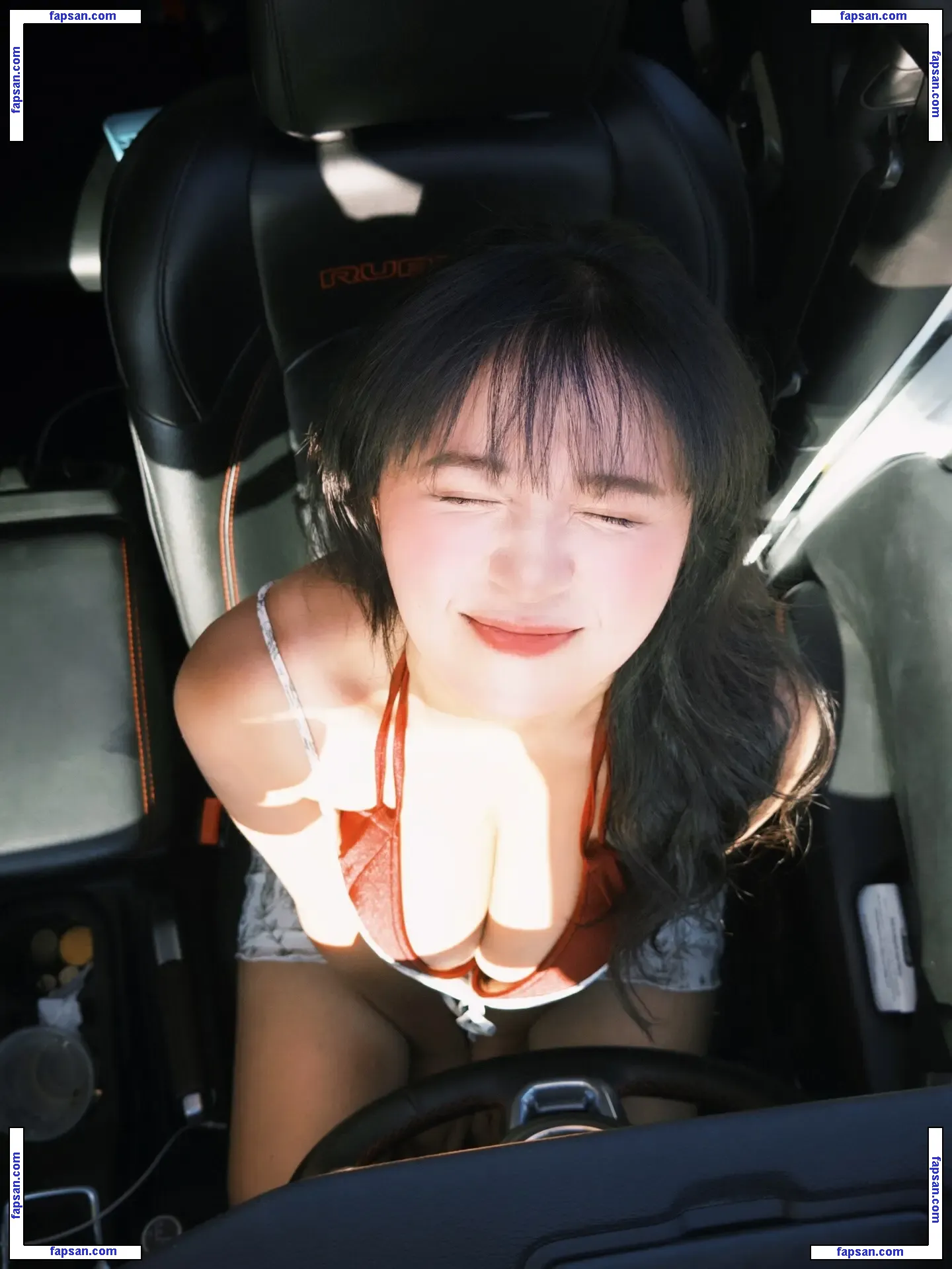 issacanss голая фото #0003 с Онлифанс