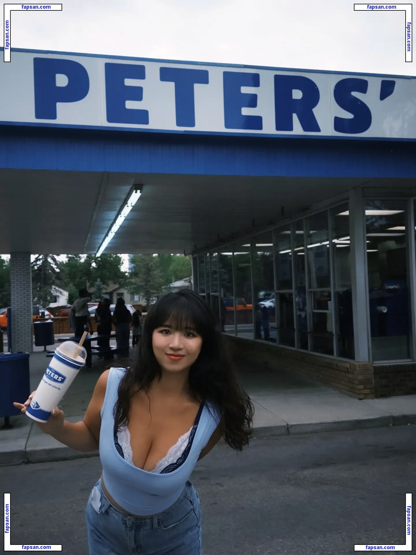 issacanss голая фото #0004 с Онлифанс