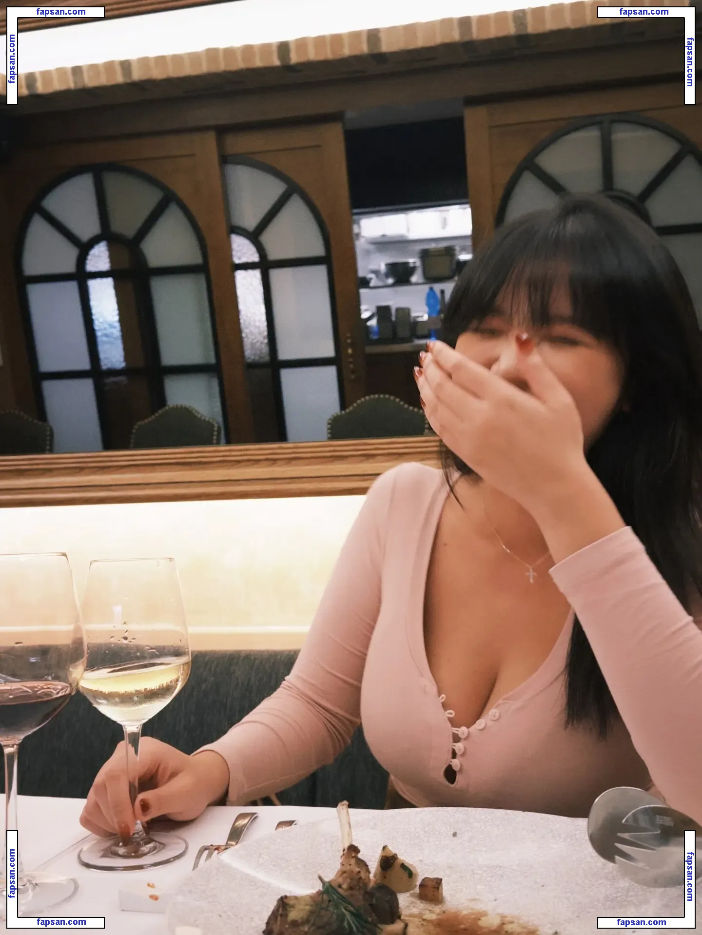 issacanss голая фото #0021 с Онлифанс