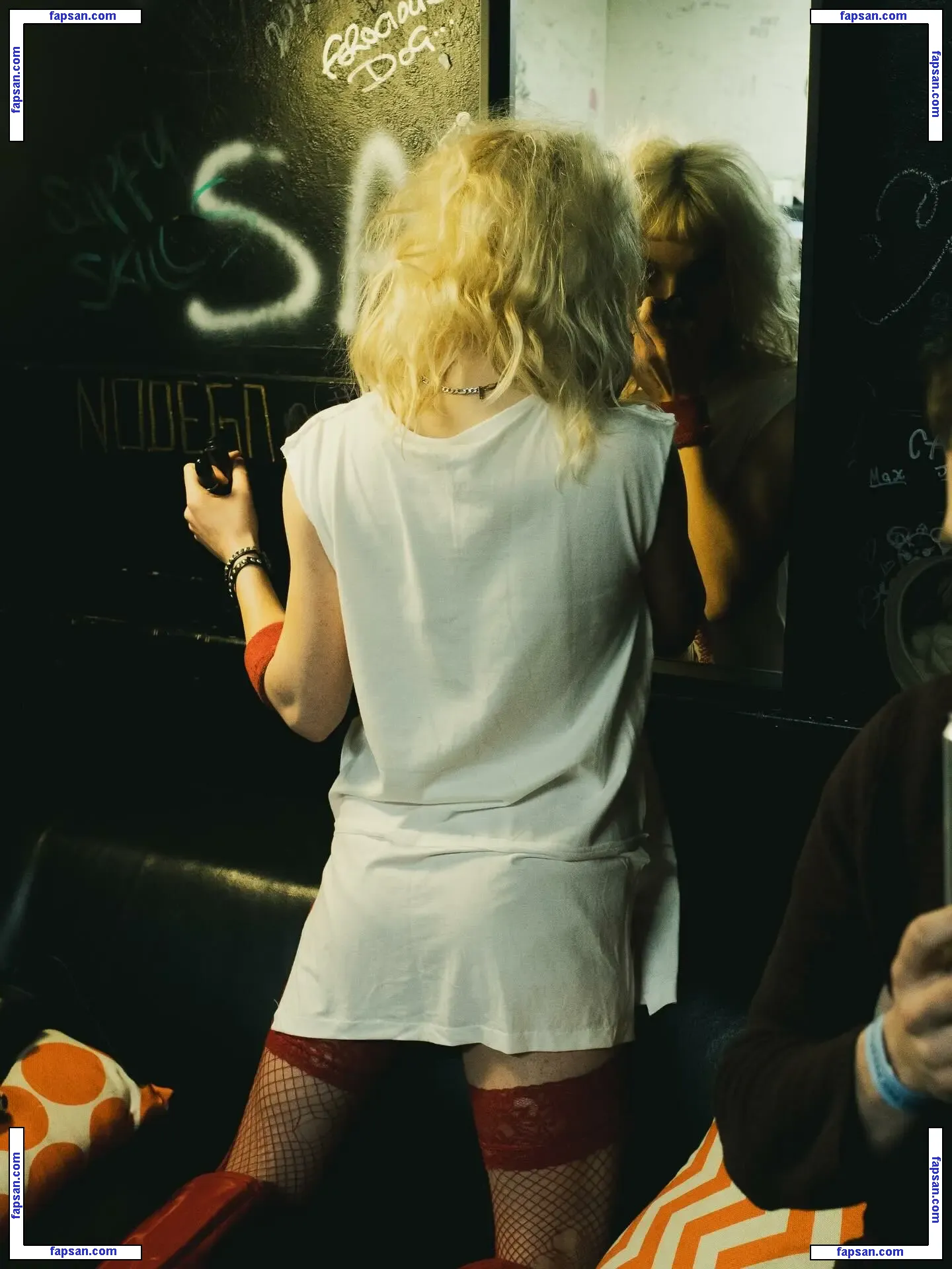 Issey Carts голая фото #0036 с Онлифанс