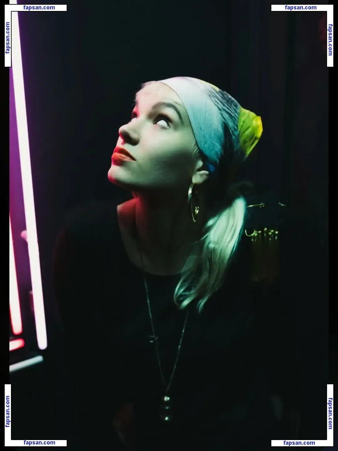 Issey Carts голая фото #0042 с Онлифанс