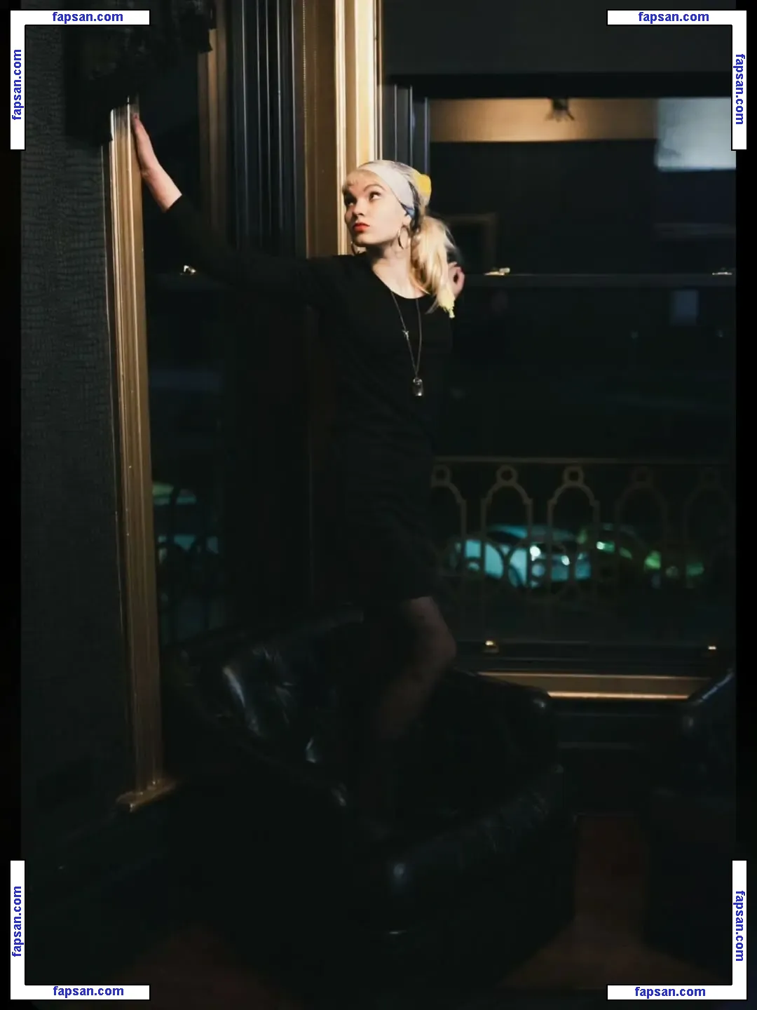 Issey Carts голая фото #0044 с Онлифанс