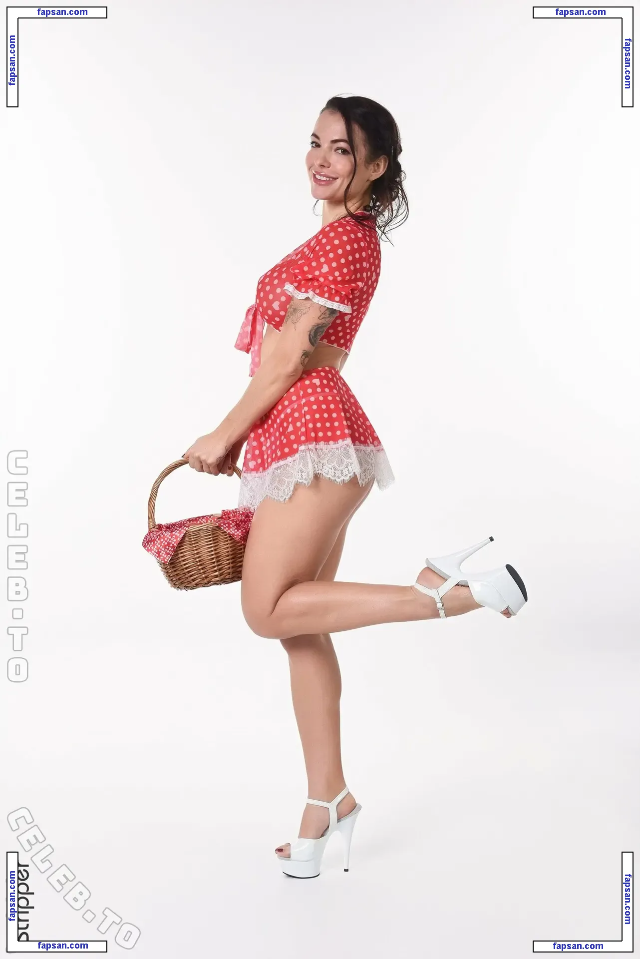 iStripper nude photo #3284 from OnlyFans