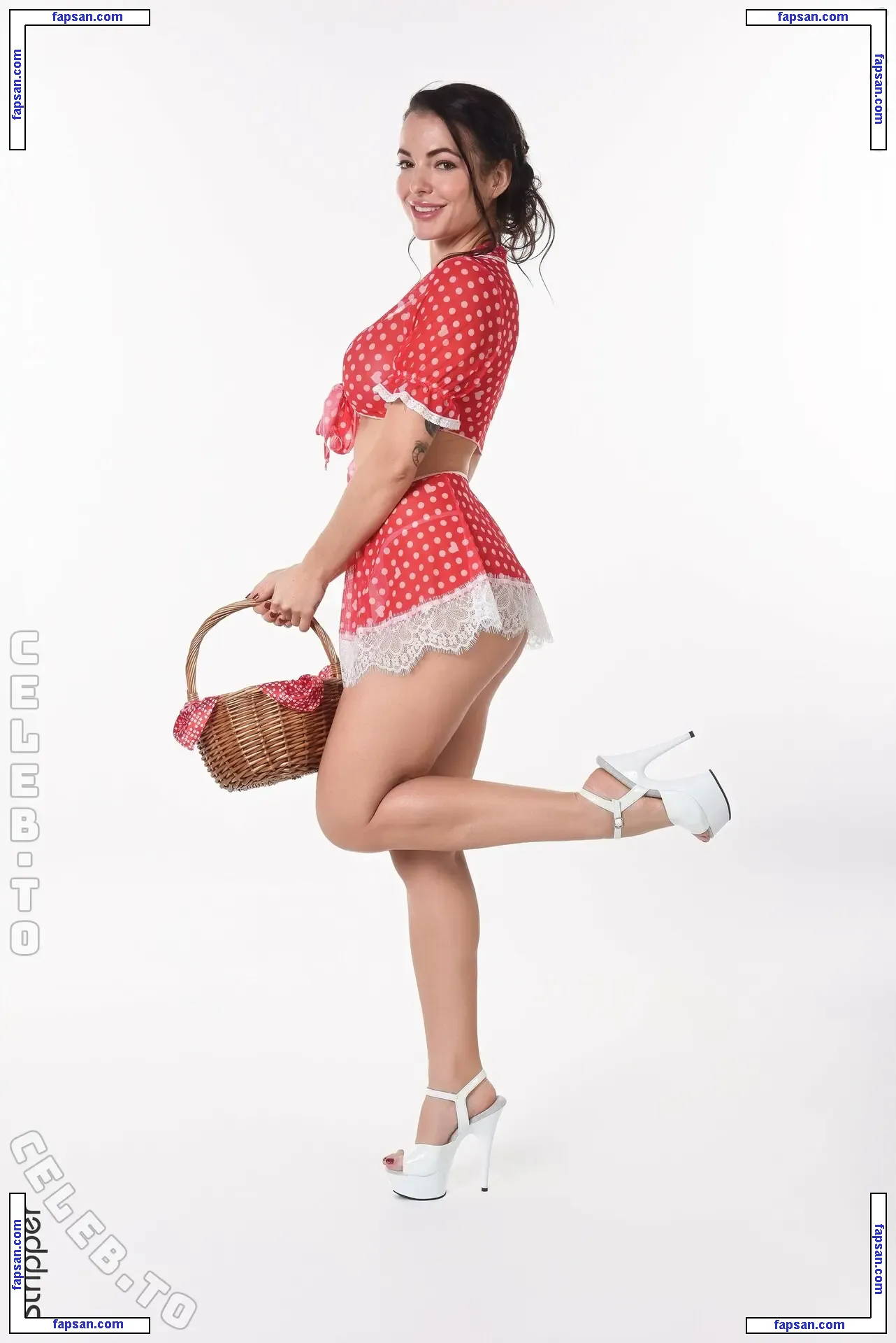 iStripper nude photo #3294 from OnlyFans