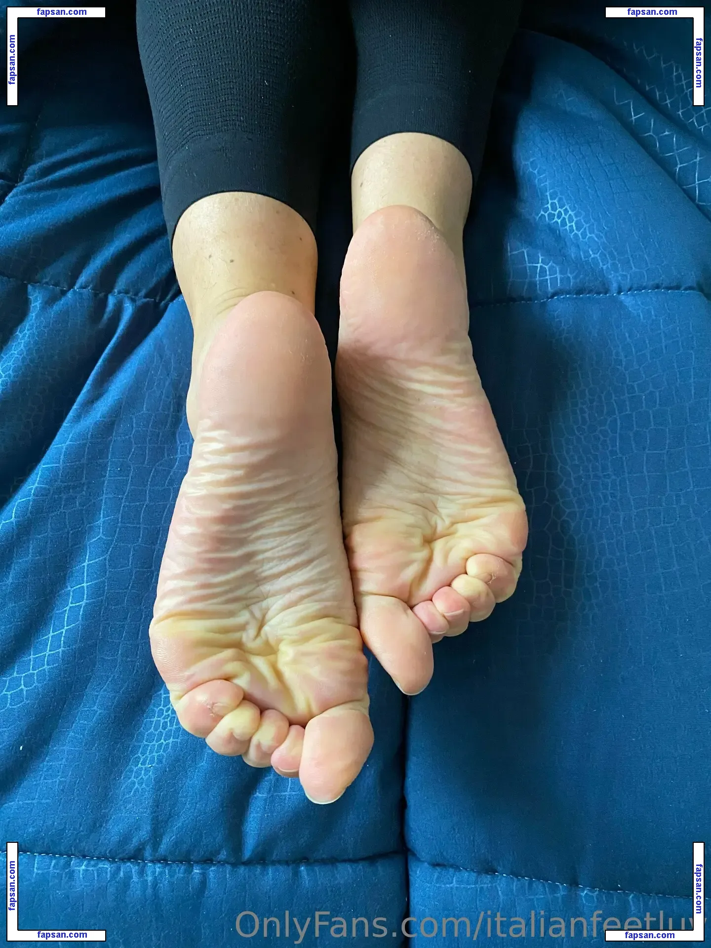 italianfeetluv nude photo #0005 from OnlyFans