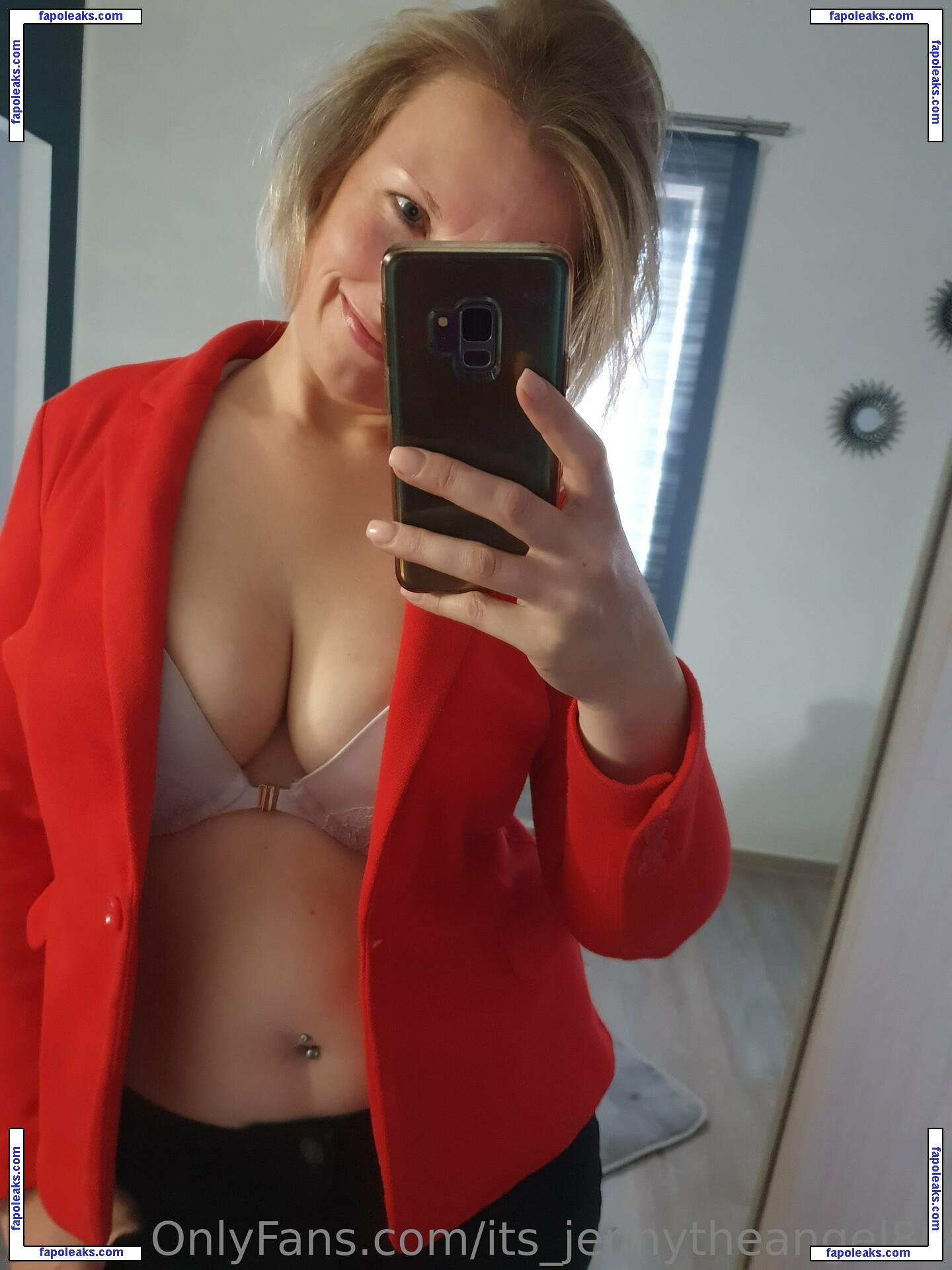 its_jennytheangel86 nude photo #0054 from OnlyFans