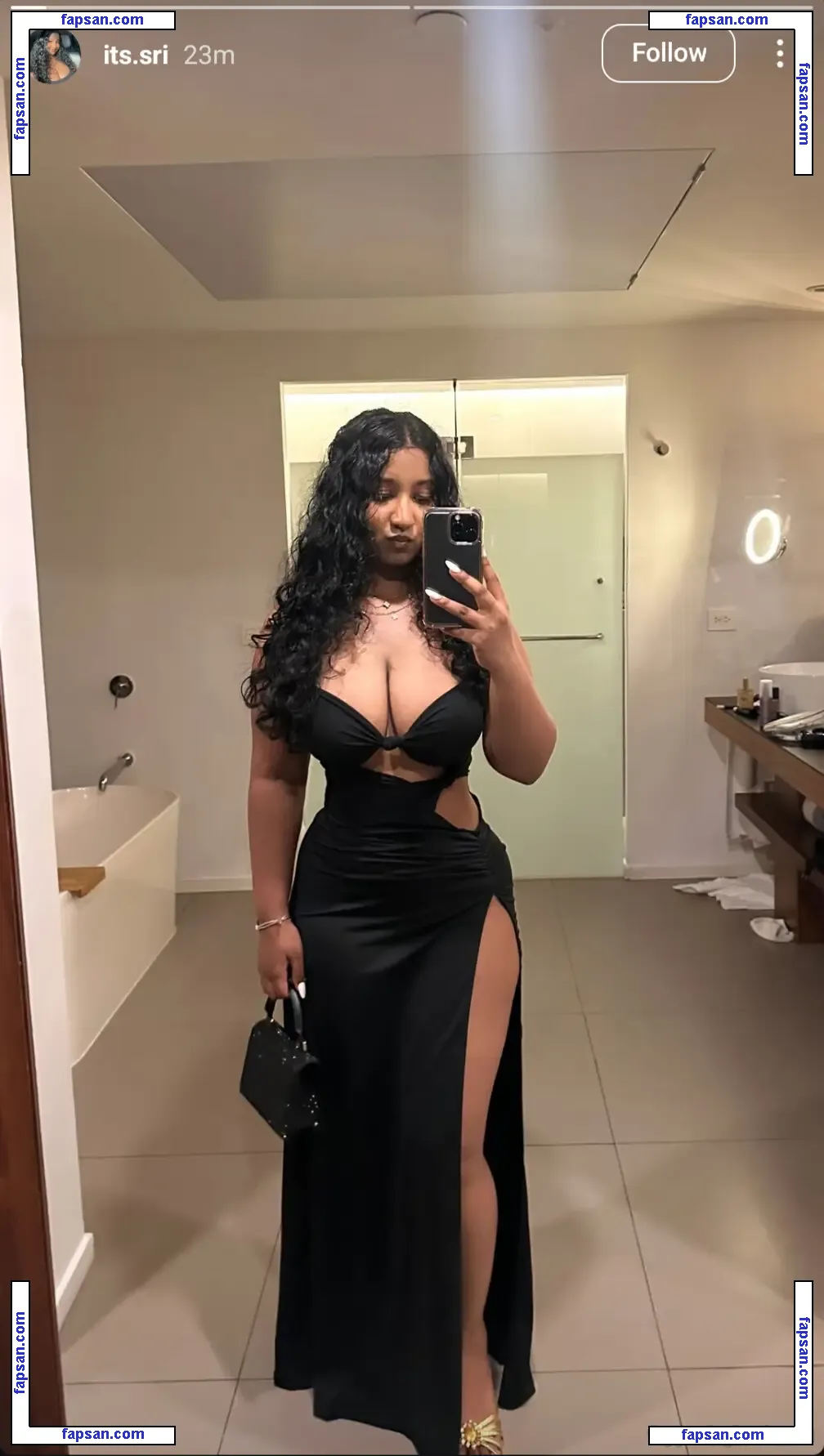its.sri nude photo #0004 from OnlyFans
