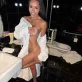 Itsannarain голая #0057