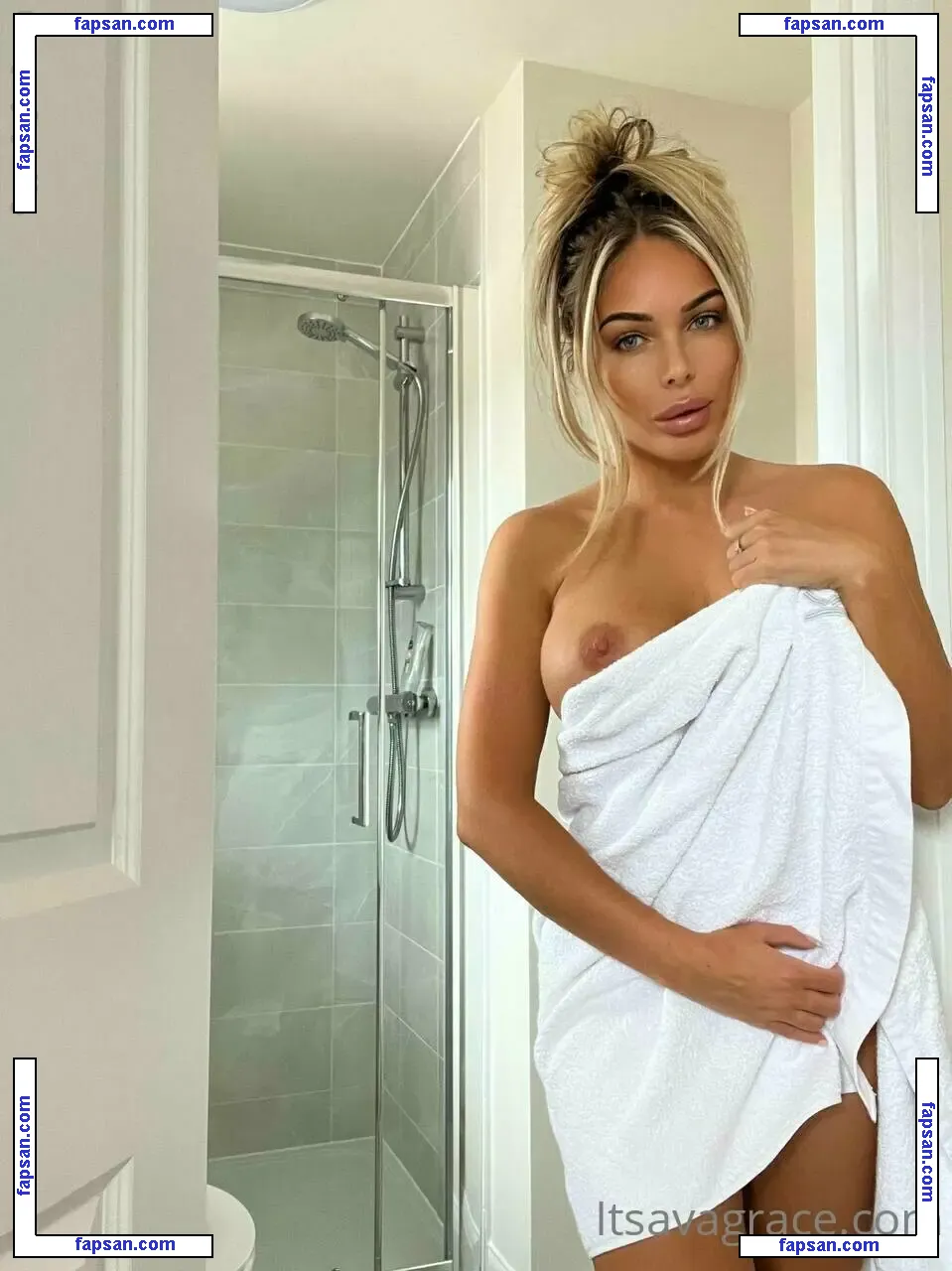 itsavagrace nude photo #0022 from OnlyFans