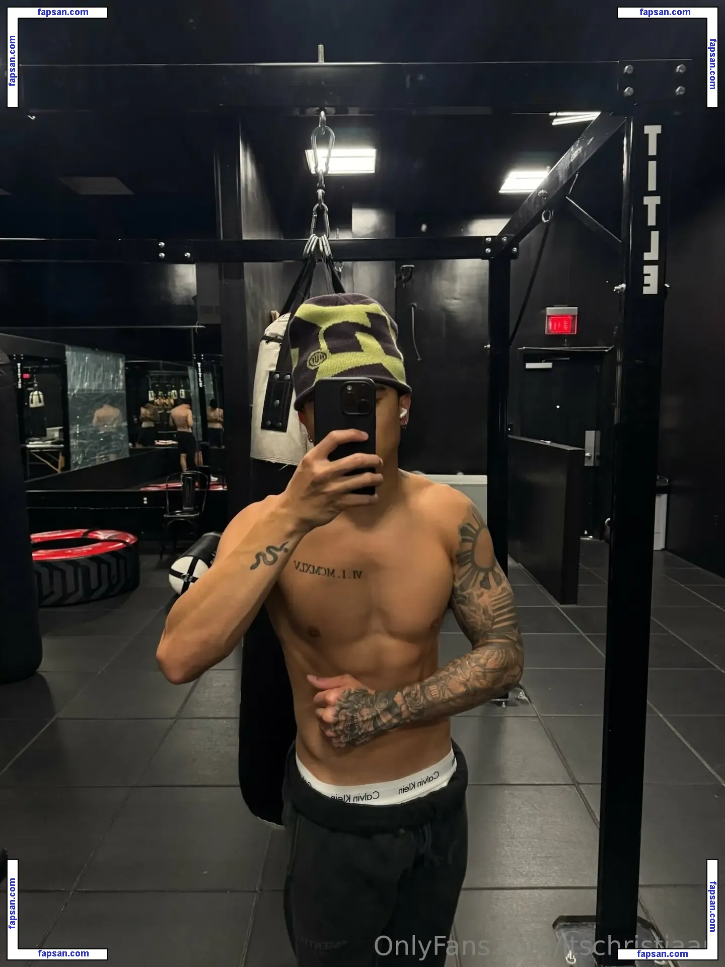 itschristiaan nude photo #0003 from OnlyFans