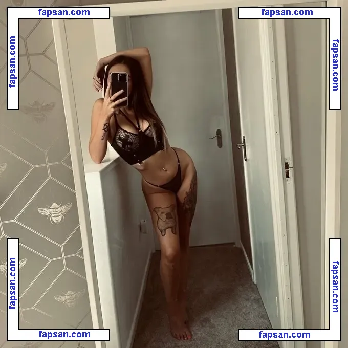 itscourtxox nude photo #0019 from OnlyFans