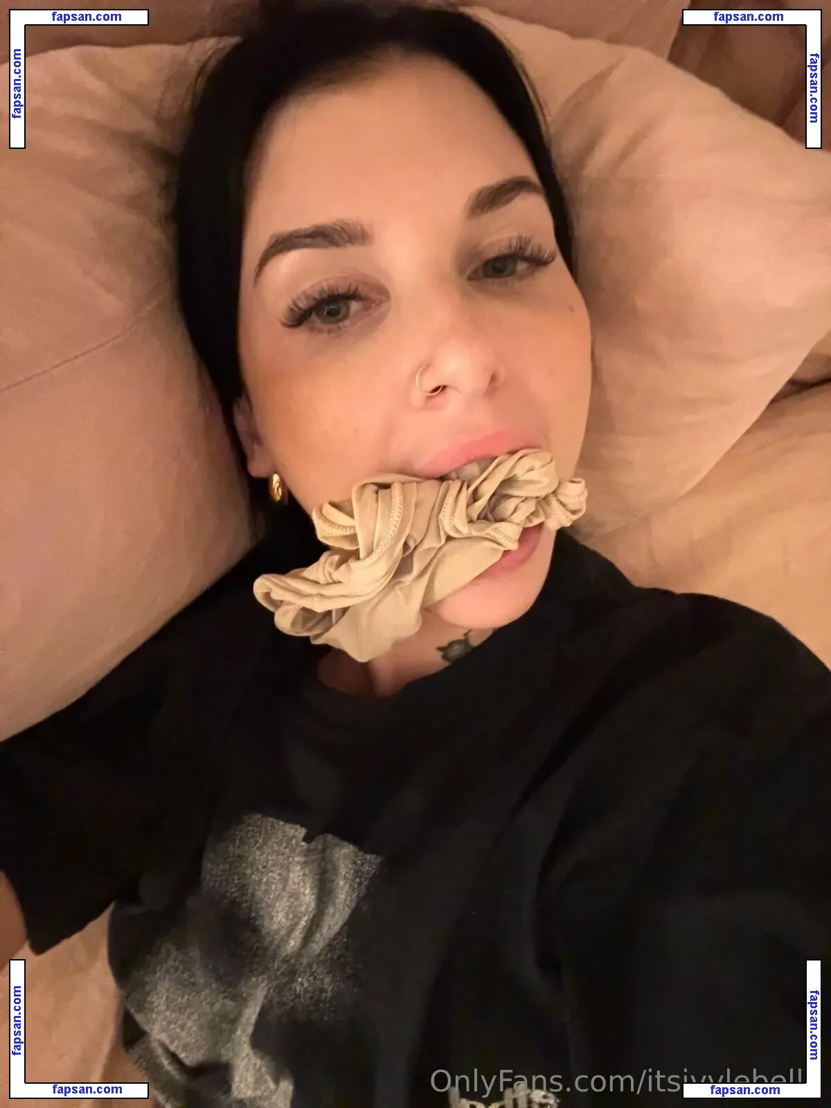 itsivylebelle nude photo #0144 from OnlyFans