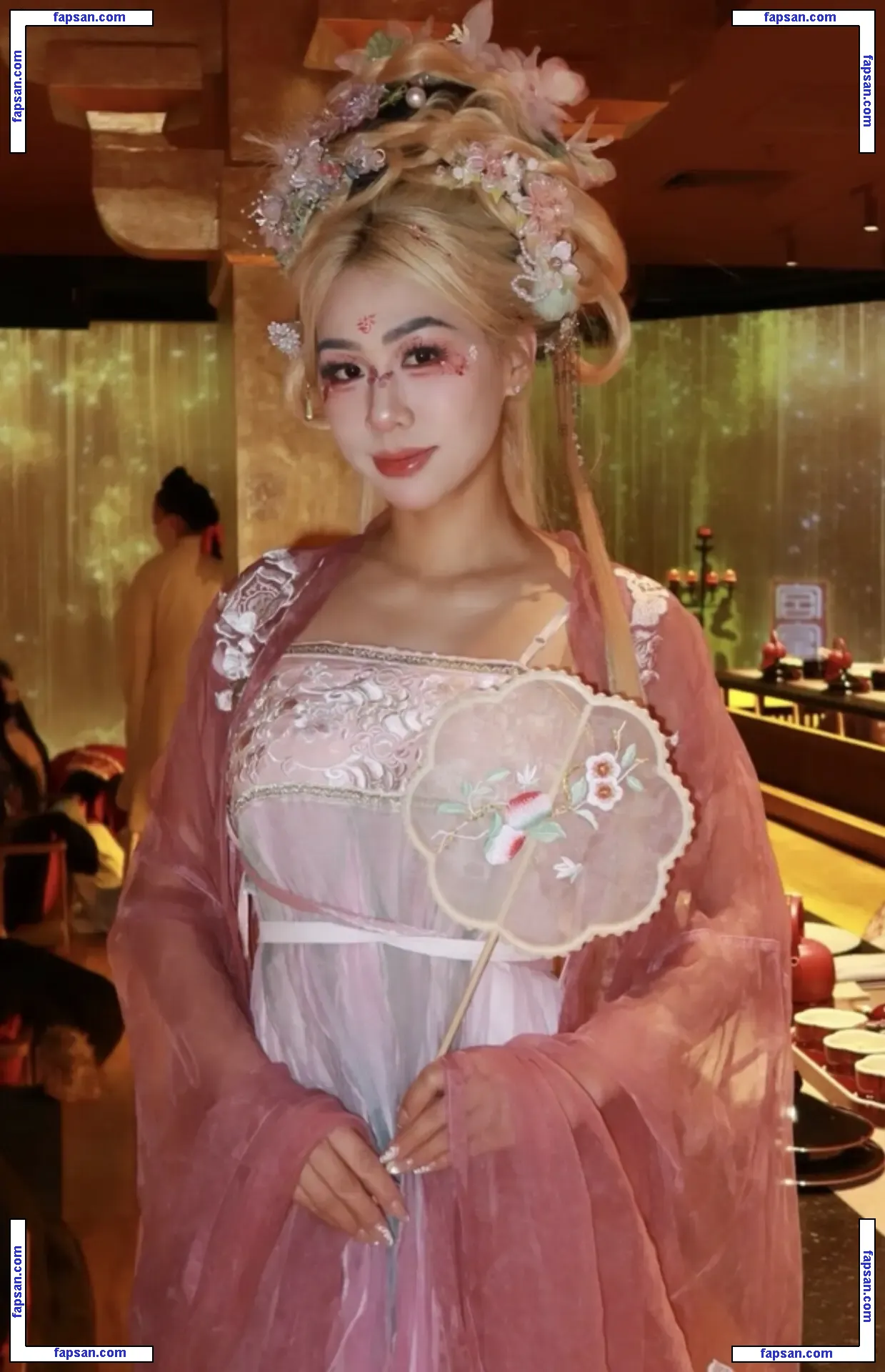 Itsjenniboop nude photo #0036 from OnlyFans