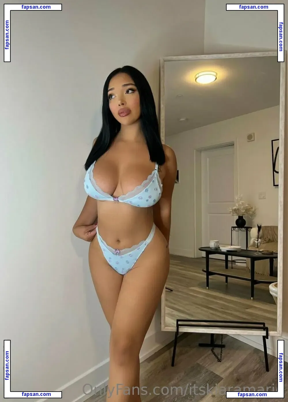 itskiaramarie nude photo #0046 from OnlyFans