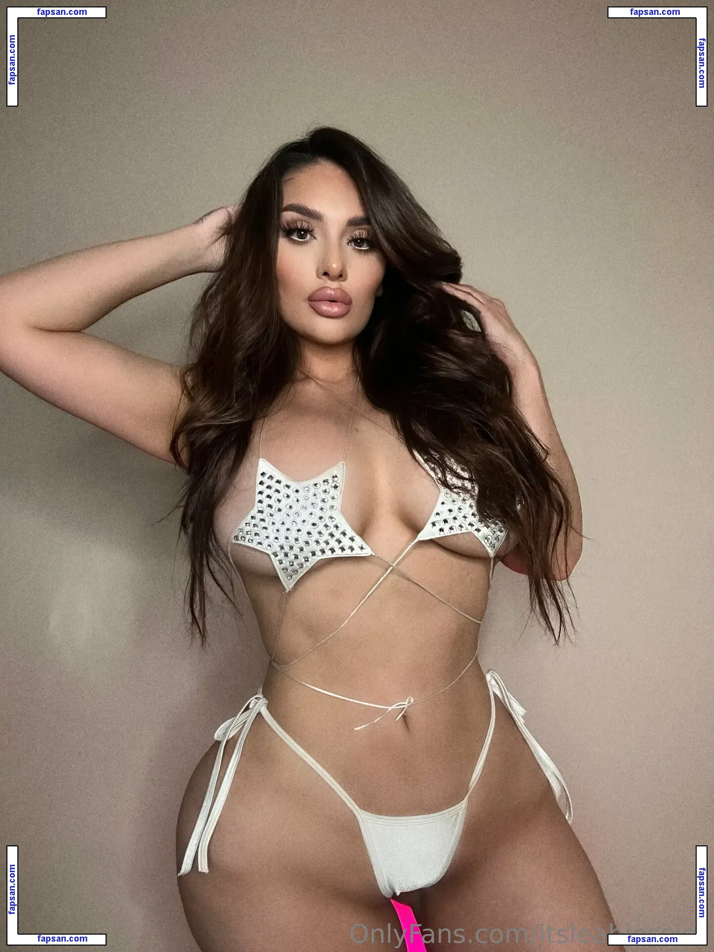 itsleahjessica nude photo #0015 from OnlyFans