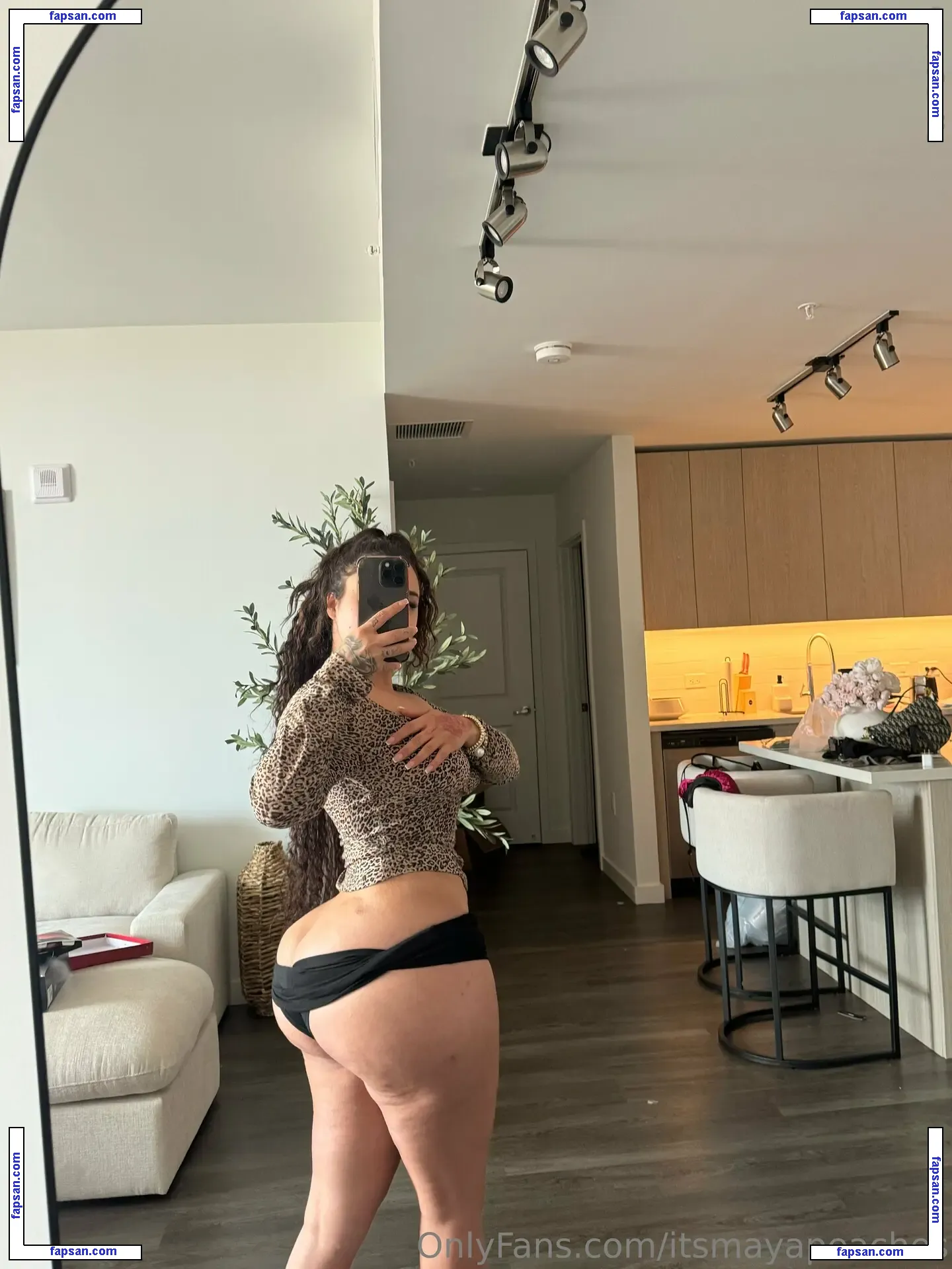 itsmayapeaches nude photo #0021 from OnlyFans