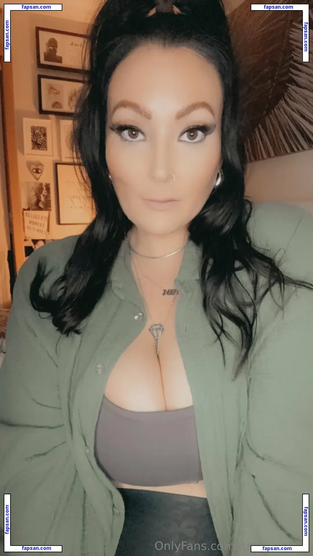 itsme.valirie nude photo #0039 from OnlyFans