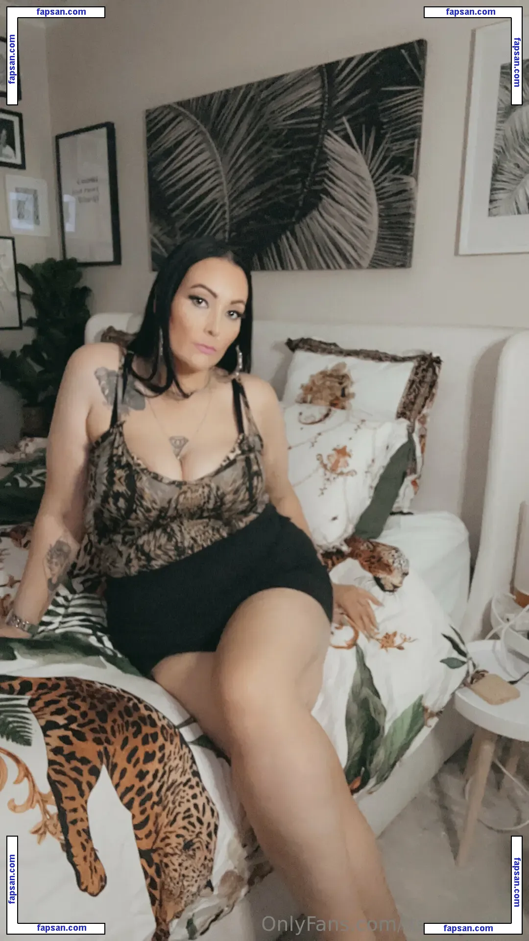 itsme.valirie nude photo #0050 from OnlyFans